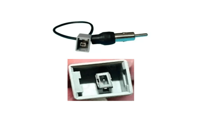 Imagen del producto "Arnes Conector De Antena Para Radio Kia / Hyundai"