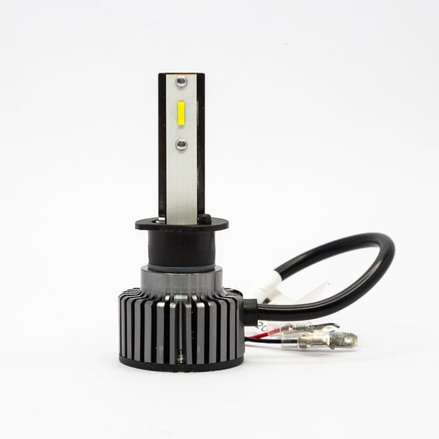Imagen del producto "Ampolleta Led R8 H1"